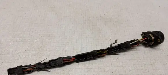 Volkswagen Transporter - Caravelle T5 Fuel injector wires 038971803