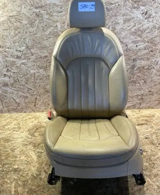 Audi A8 S8 D4 4H Front driver seat 