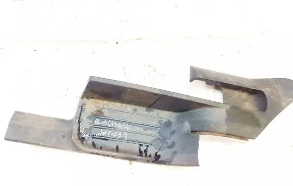 Nissan Qashqai+2 Front sill trim cover 769b7ey10a