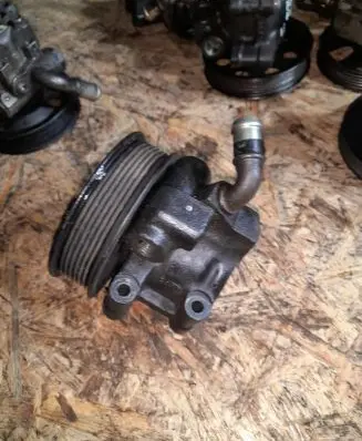 Ford Transit Power steering pump Yc1e3a733ab