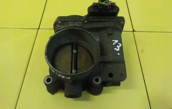 Land Rover Freelander 2 - LR2 Throttle body valve 6G9N9F991AB 8SP48