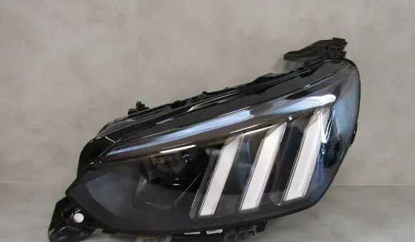 Peugeot 208 II Headlight/headlamp 9650177680 01HCRPI125 L822449