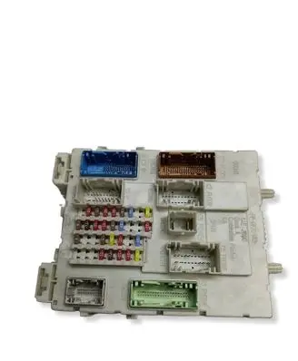 Volvo V40 Fuse module 31412887 8594129900 145844
