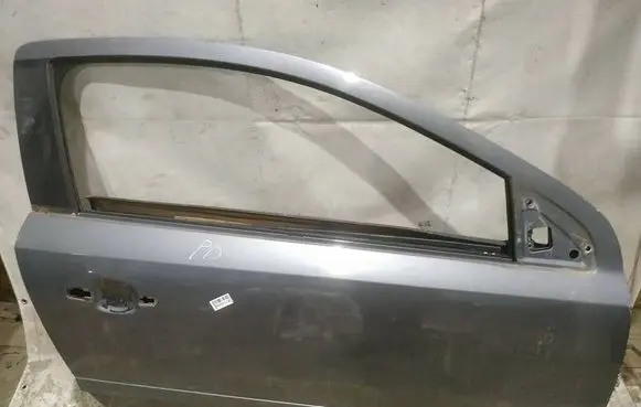 Opel Astra H Front door PILKOS