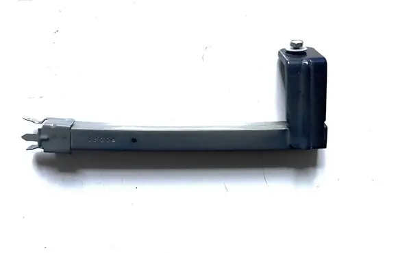 Nissan Leaf I (ZE0) Front door windshield rail 802143NF0A