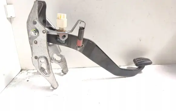 Toyota Auris 150 Brake pedal 4710112650