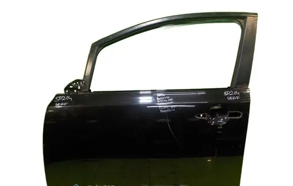 Nissan Leaf I (ZE0) Front door PRZOD LEWE