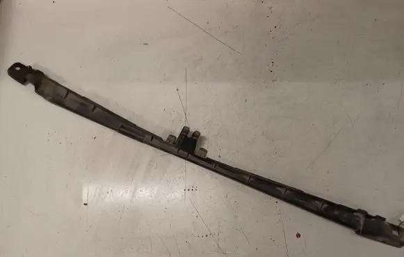 Top upper radiator support slam panel