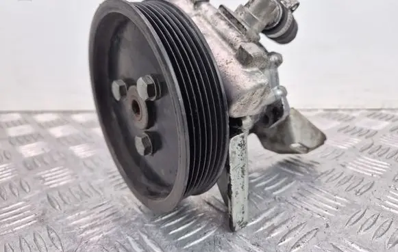 BMW X5 E53 Power steering pump 7692974526 675784001