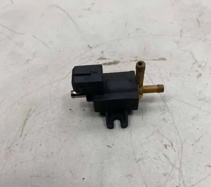 Volvo V70 Turbo solenoid valve 31219138 20120512 75222100