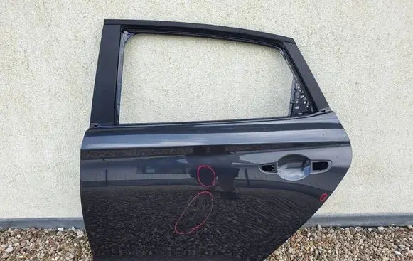 Hyundai i30 fastback Rear door
