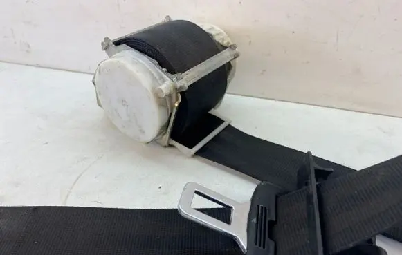 Volkswagen Eos Rear seatbelt 1Q0857806 33053606 YD40308306S