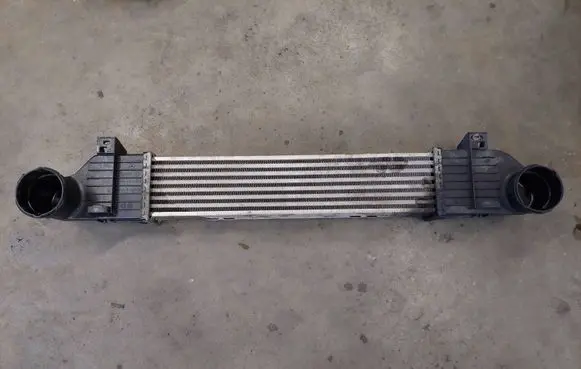Mercedes-Benz S W220 Intercooler radiator