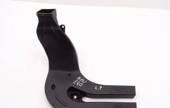 BMW 5 E60 E61 Center console 7008955