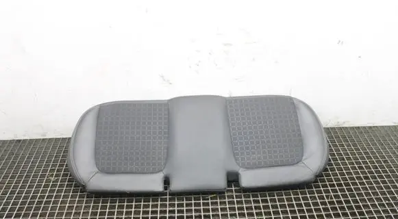 Ford Fiesta Rear seat H1BB4D4514AC