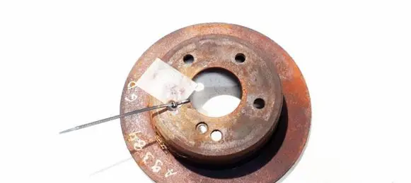 Mercedes-Benz C W202 Rear brake disc neventiliuojamas