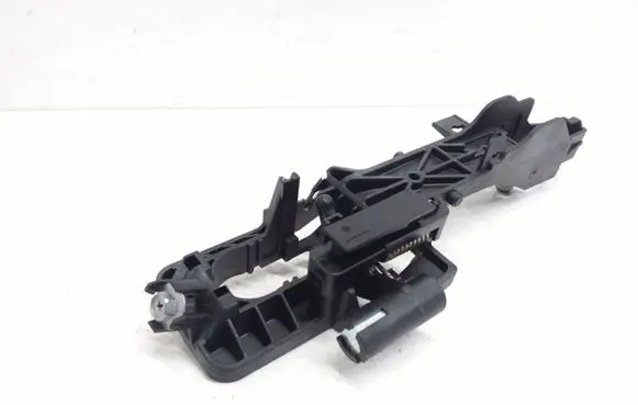 Rear door exterior handle/bracket