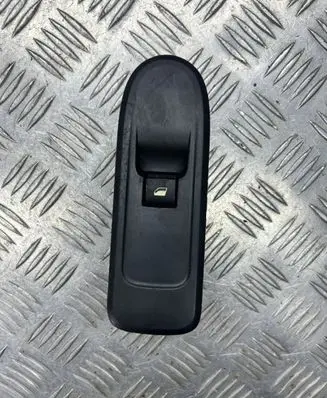 Peugeot 508 Electric window control switch 96661102