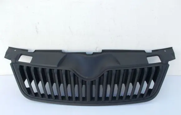 Skoda Fabia Mk2 (5J) Front bumper upper radiator grill 5J0853668B
