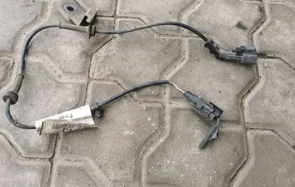 Ford Focus ABS brake wheel speed sensor 3M5T2B325 11676738000 1167673800
