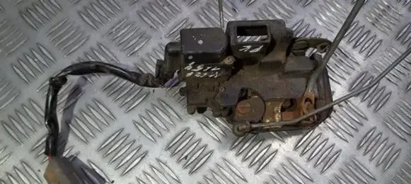 Mazda 626 Front door lock