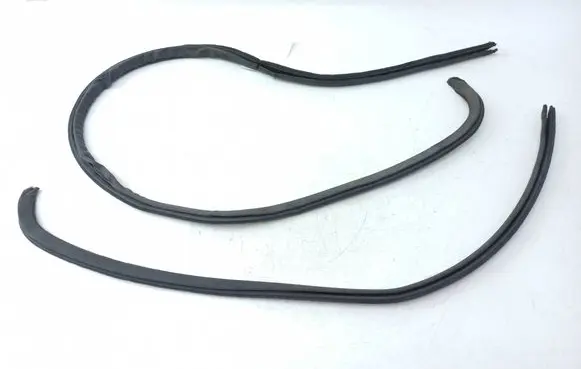 BMW 7 E23 Front door rubber seal