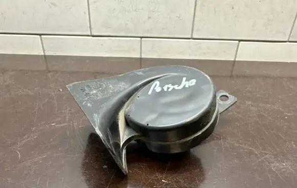 Porsche Cayenne (92A) Horn signal