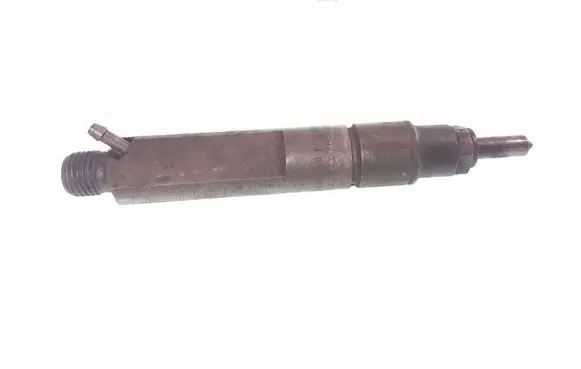 Volkswagen PASSAT B5 Fuel injector 028130201T