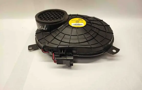 Land Rover Discovery Sport Subwoofer speaker FK7218808AD