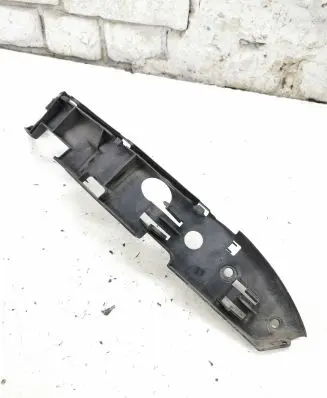 Volkswagen Touareg I Front bumper mounting bracket 7L6807183