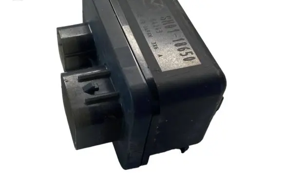 Mazda CX-5 Glow plug pre-heat relay SH0118650 K4243