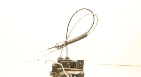Hyundai i20 (PB PBT) Front door lock