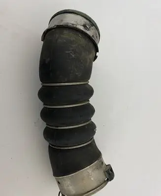 BMW X5 E70 Intercooler hose/pipe 7807985