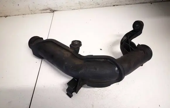 Skoda Octavia Mk2 (1Z) Intercooler hose/pipe 1k0145770ae