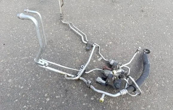 Nissan e-NV200 Other air conditioning (A/C) parts 924504FB0A