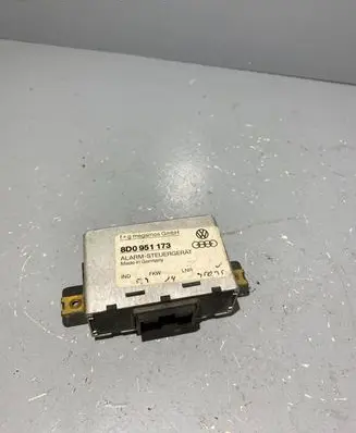 Audi A4 S4 B5 8D Other control units/modules 8D0951173