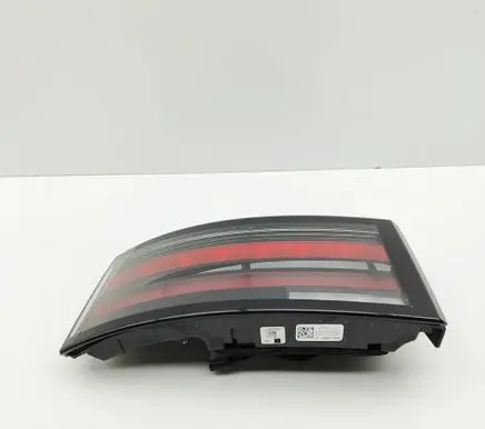 Land Rover Discovery 5 Tailgate rear/tail lights MY4213A421CC