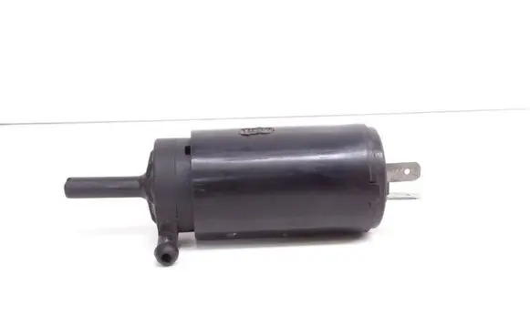 Volkswagen PASSAT B3 Windscreen/windshield washer pump