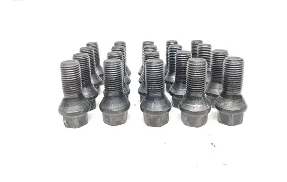 Alfa Romeo Stelvio Nuts/bolts 