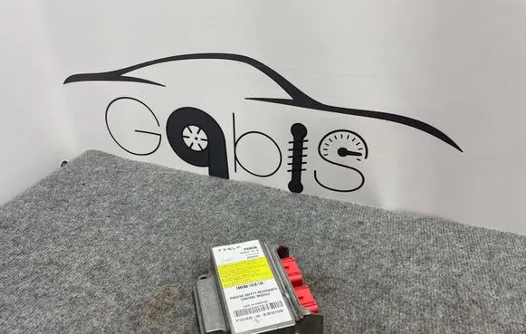 Tesla Model S Airbag control unit/module 103164300B 28524598