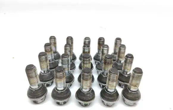 Nuts/bolts