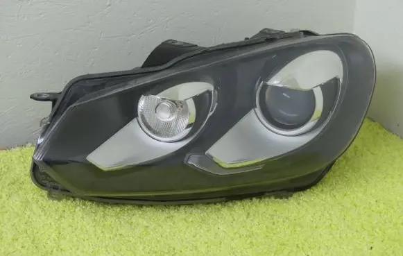 Volkswagen Golf VI Headlight/headlamp 5K1941751C