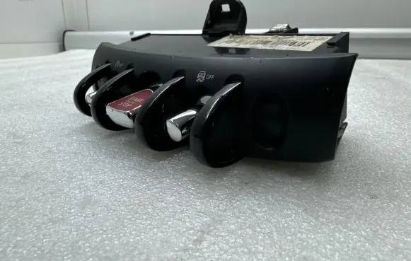 Engine start stop button switch