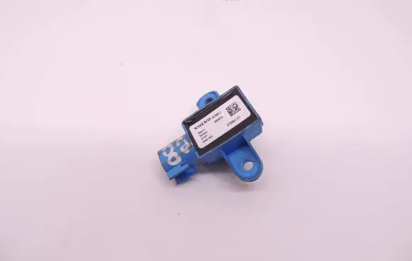 Volvo V50 Airbag deployment crash/impact sensor 30798511 D82