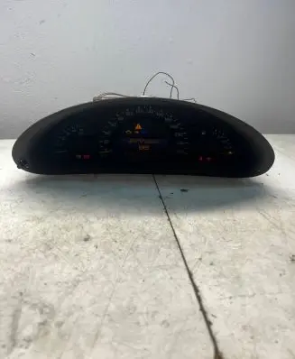 Mercedes-Benz C W203 Speedometer (instrument cluster) A2035403047 110080231