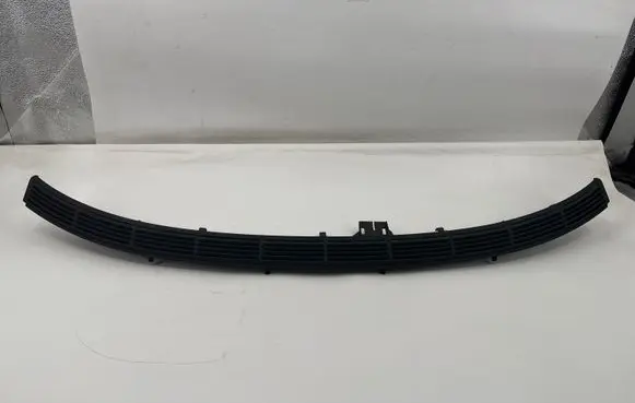 BMW 3 E46 Parcel shelf grill 8203763