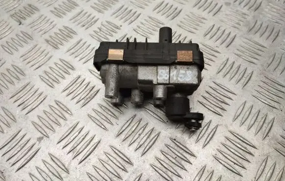 BMW 3 F30 F35 F31 Turbine electric control actuator 4933519411