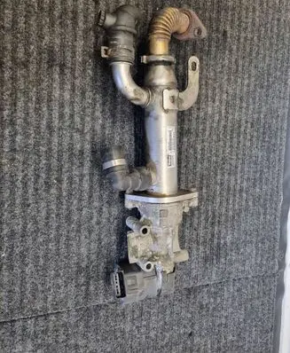 Volvo V50 EGR valve cooler 9645689780 875816W