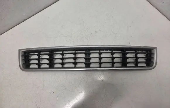 Audi A4 S4 B6 8E 8H Front bumper lower grill 8E0807647