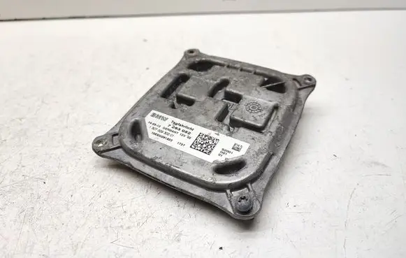 Headlight ballast module Xenon